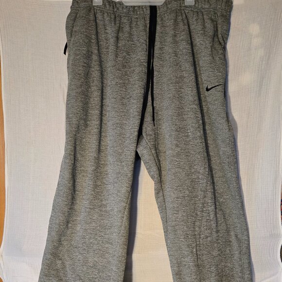 NWT Mens Therma-Fit Nike Pants - Picture 1 of 7